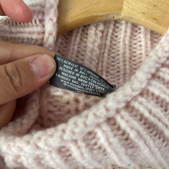 Wooden Ships Tara Rails Pink Chunky Open Knit Long Sleeve Turtleneck Sweater - Picture 6 of 8